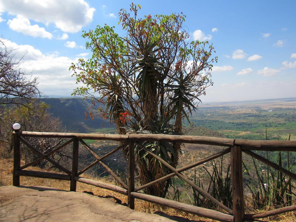 African Sunrise Lodge And Campsite Mto wa Mbu Exteriér fotografie